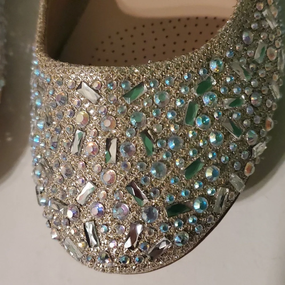 De Blossom Collection women's 6.5 ✨️ sparkle glitter and jewel tone flat shoes